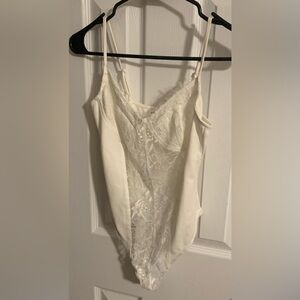 superdown Ivory Lace Trim Cami Bodysuit